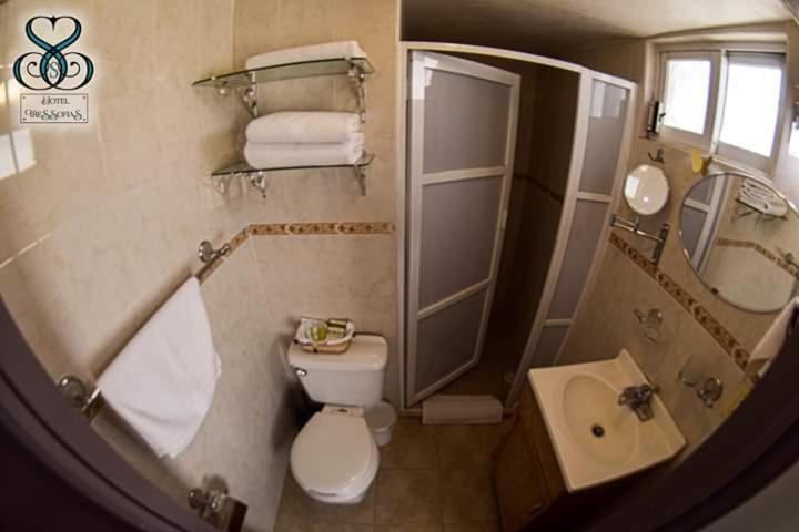 Hotel Tres Sofias Queretaro Bagian luar foto
